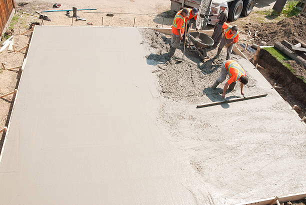 Best Commercial Concrete Services in East Uniontown, PA